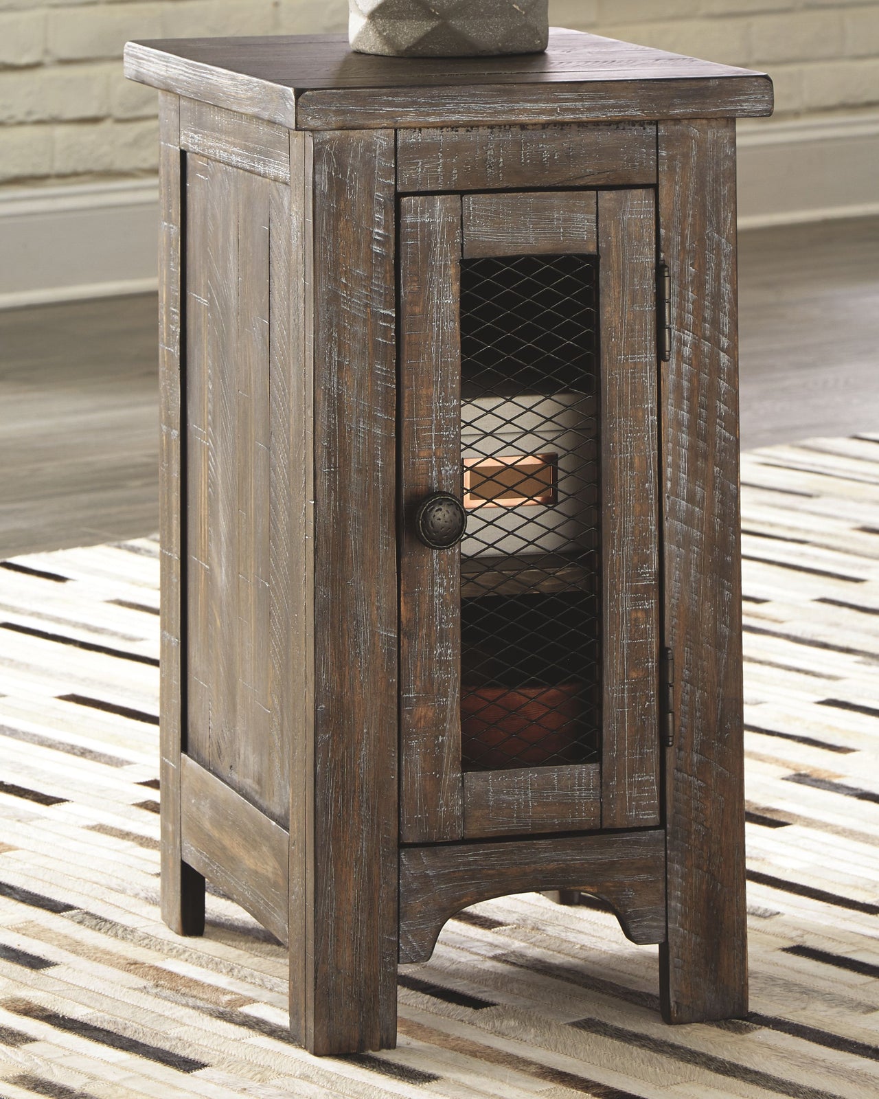 Danell - Brown - Chair Side End Table - Tony's Home Furnishings