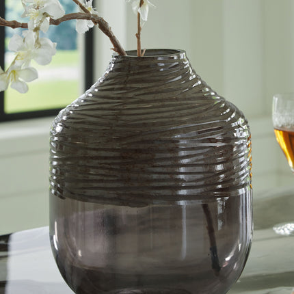 Harpwick - Vase Signature Design by Ashley® 