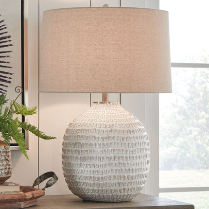 Jamon - Beige - Ceramic Table Lamp Ashley Furniture 