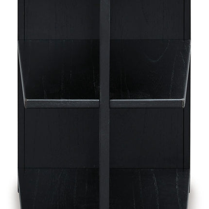 Winbardi - Black - Chair Side End Table Signature Design by Ashley® 