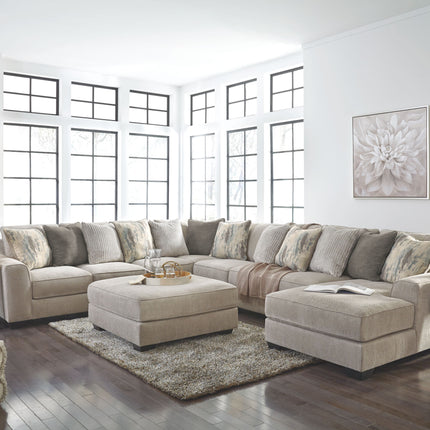 Ardsley - Sectional Set Benchcraft® 