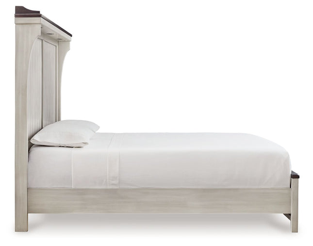 Darborn - Panel Bed Signature Design by Ashley® 