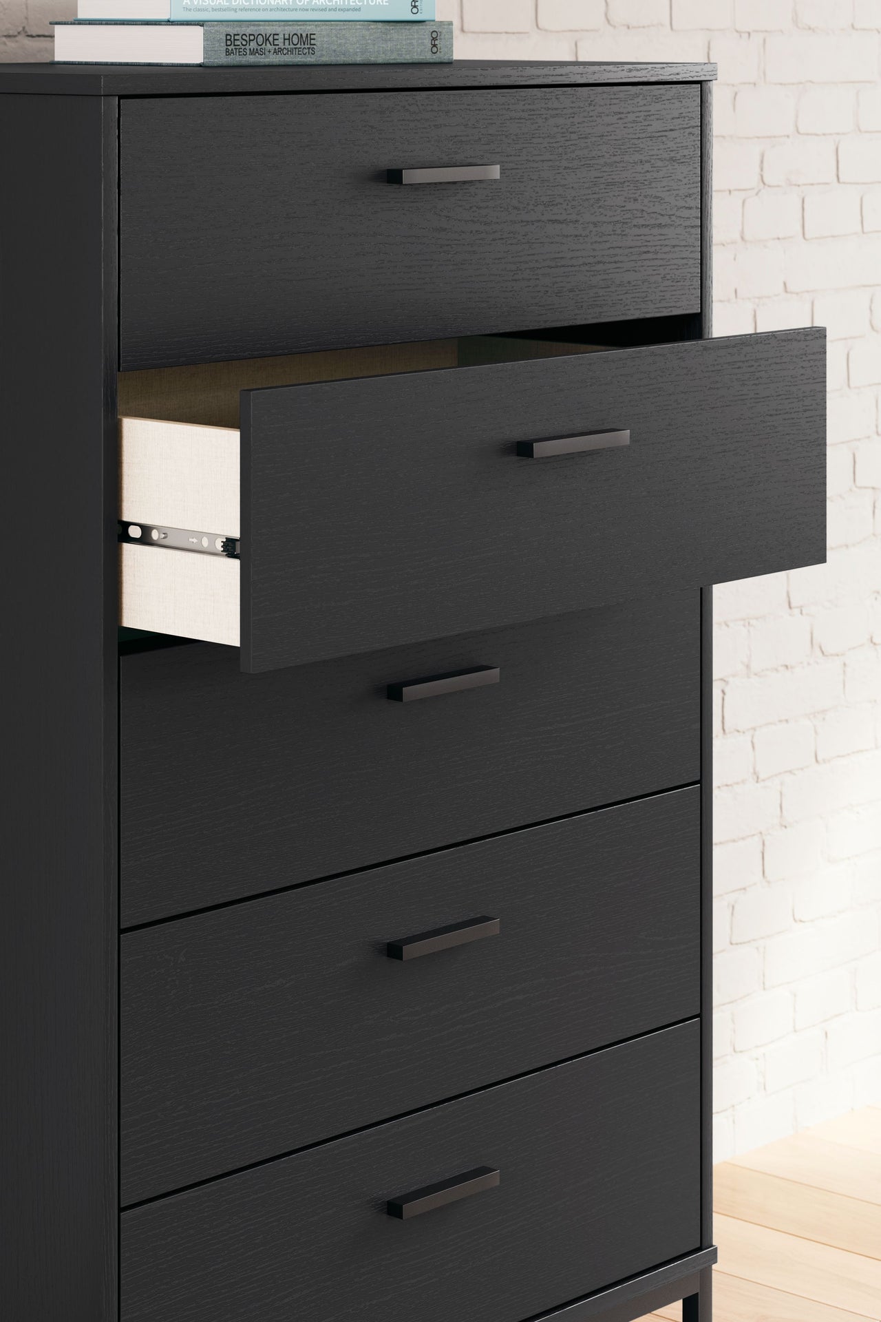 Socalle - Drawer Chest - Tony's Home Furnishings