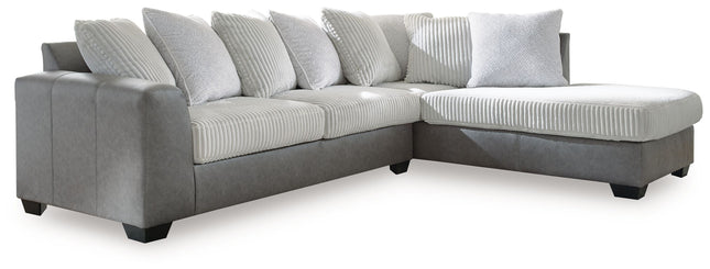 Clairette Court - Sectional Benchcraft® 