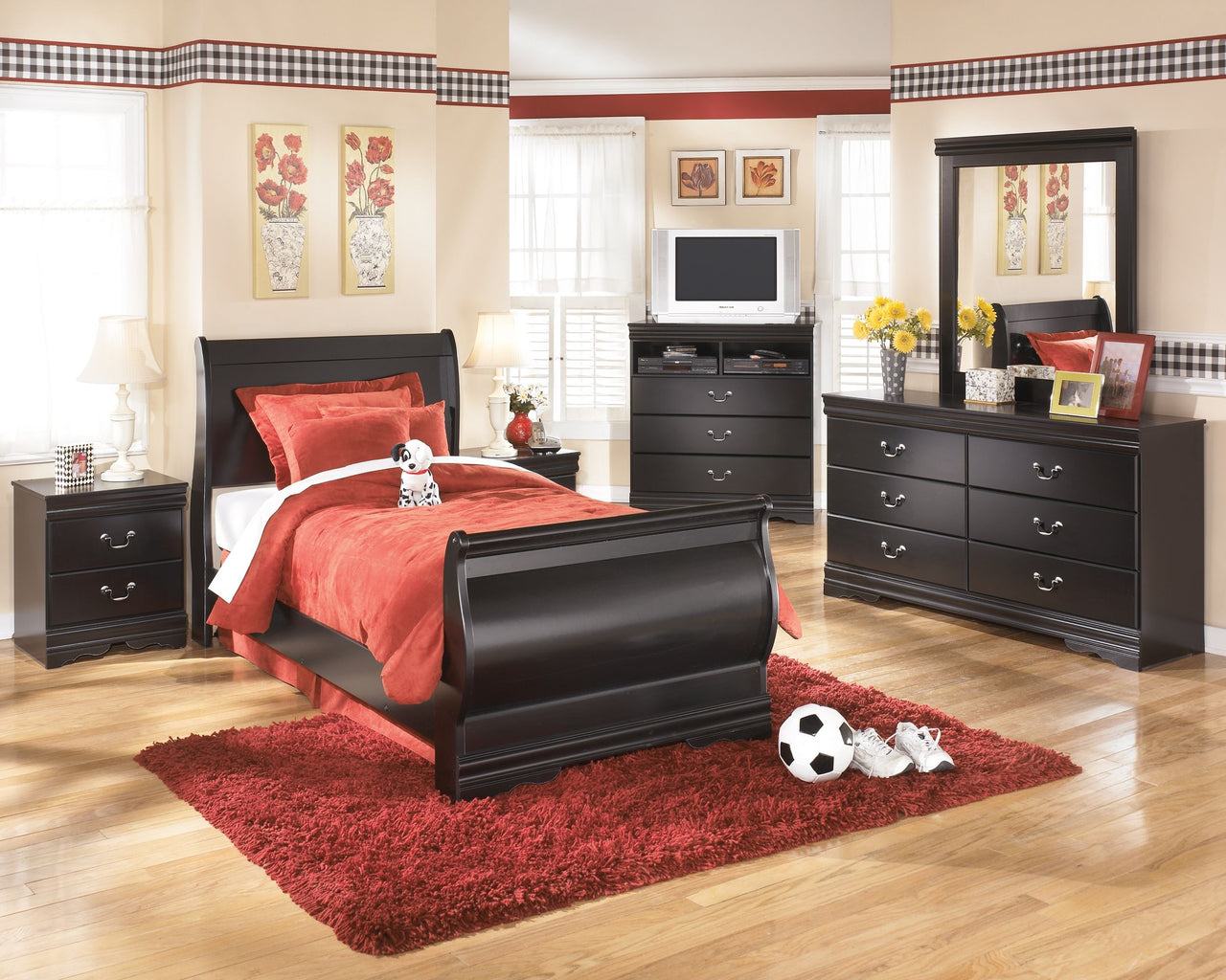 Huey - Black - Six Drawer Dresser - Tony's Home Furnishings