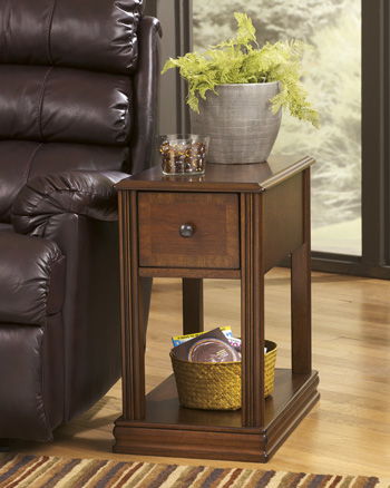 Breegin - Brown - Chair Side End Table - Removable Tray Signature Design by Ashley® 