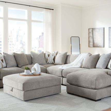 Aslan Court - Sectional With Ottoman Set Benchcraft® 