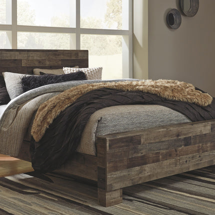 Derekson - Panel Bed Benchcraft® 