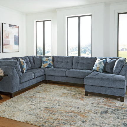 Maxon Place - Sectional Benchcraft® 