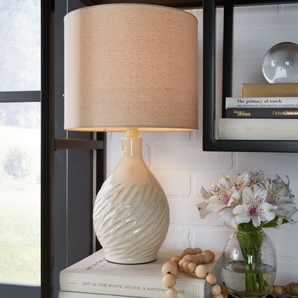 Garinton - Ceramic Table Lamp Signature Design by Ashley® 