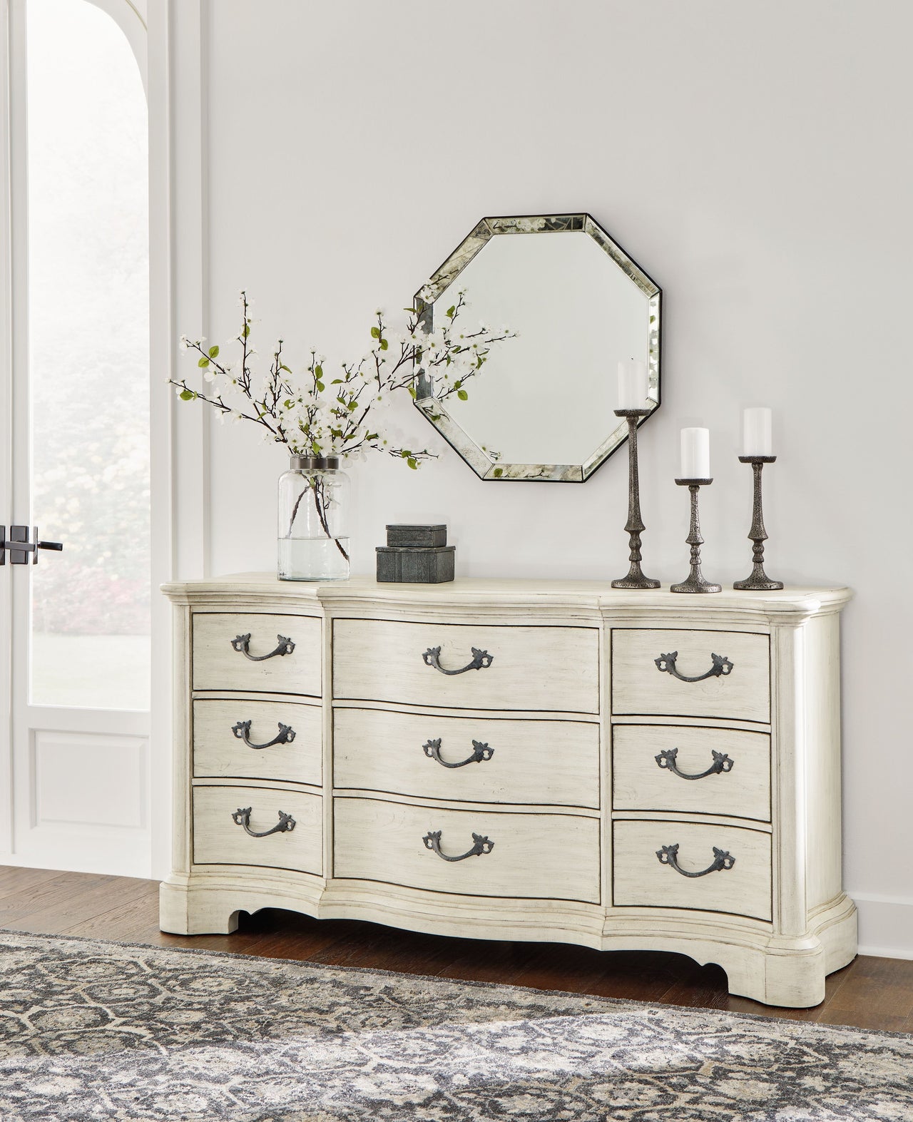 Arlendyne - Upholstered Bedroom Set Signature Design by Ashley® 