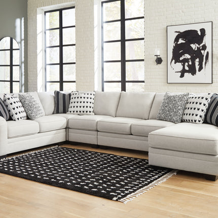 Huntsworth - Sectional Signature Design by Ashley® 