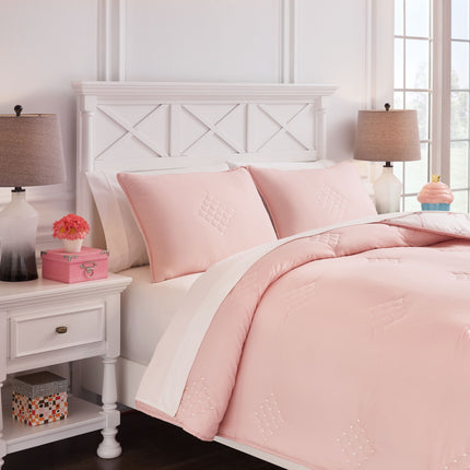 Lexann - Comforter Set Ashley Furniture 