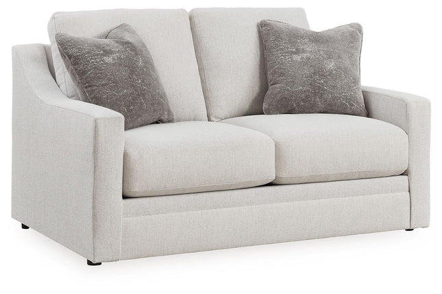 Maitelynn - Chalk - Loveseat Ashley® 