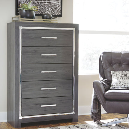 Lodanna - Gray - Five Drawer Chest Ashley Furniture 