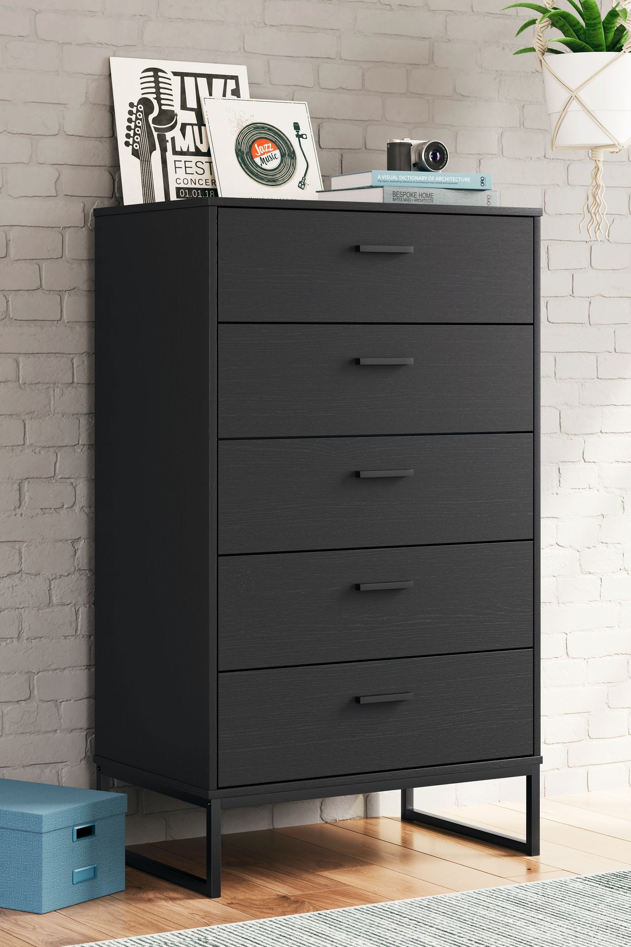 Socalle - Drawer Chest - Tony's Home Furnishings