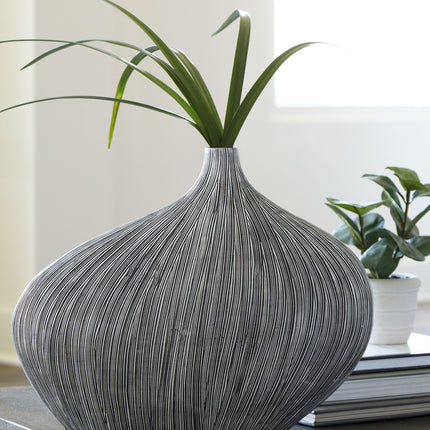 Donya - Vase Signature Design by Ashley® 