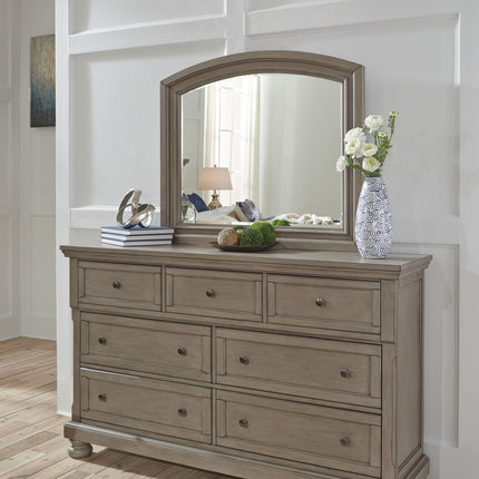 Lettner - Dresser, Mirror Ashley Furniture 