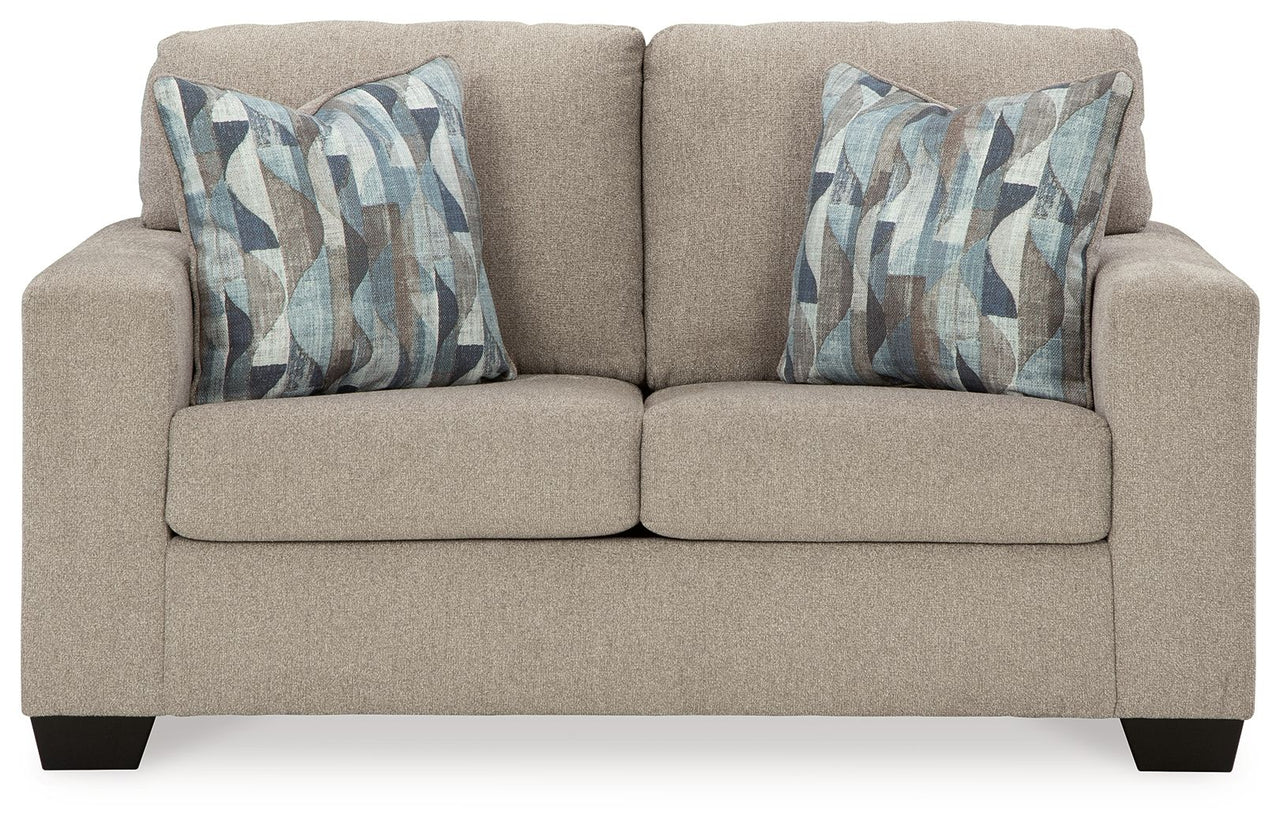 Deltona - Loveseat Signature Design by Ashley® 