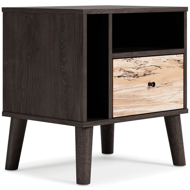 Piperton - Night Stand Signature Design by Ashley® 