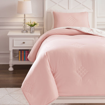 Lexann - Comforter Set Ashley Furniture 