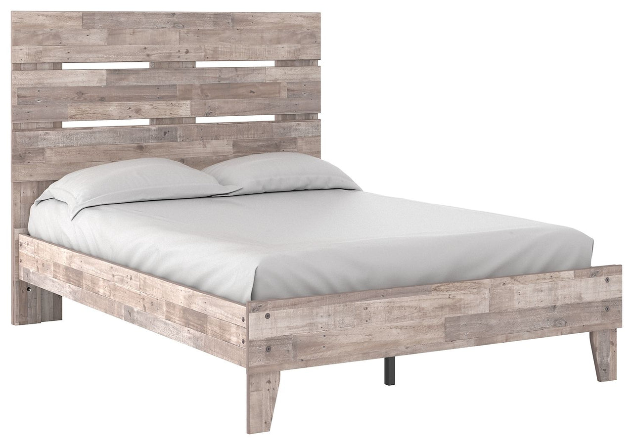 Neilsville - Panel Bed - Tony's Home Furnishings