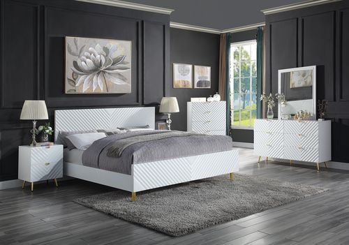 Gaines - Bed - Tony's Home Furnishings