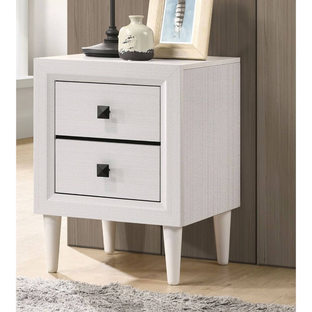 Oaklee - Accent Table - Tony's Home Furnishings