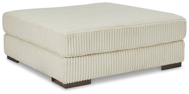 Lindyn - Oversized Accent Ottoman - Tony's Home Furnishings