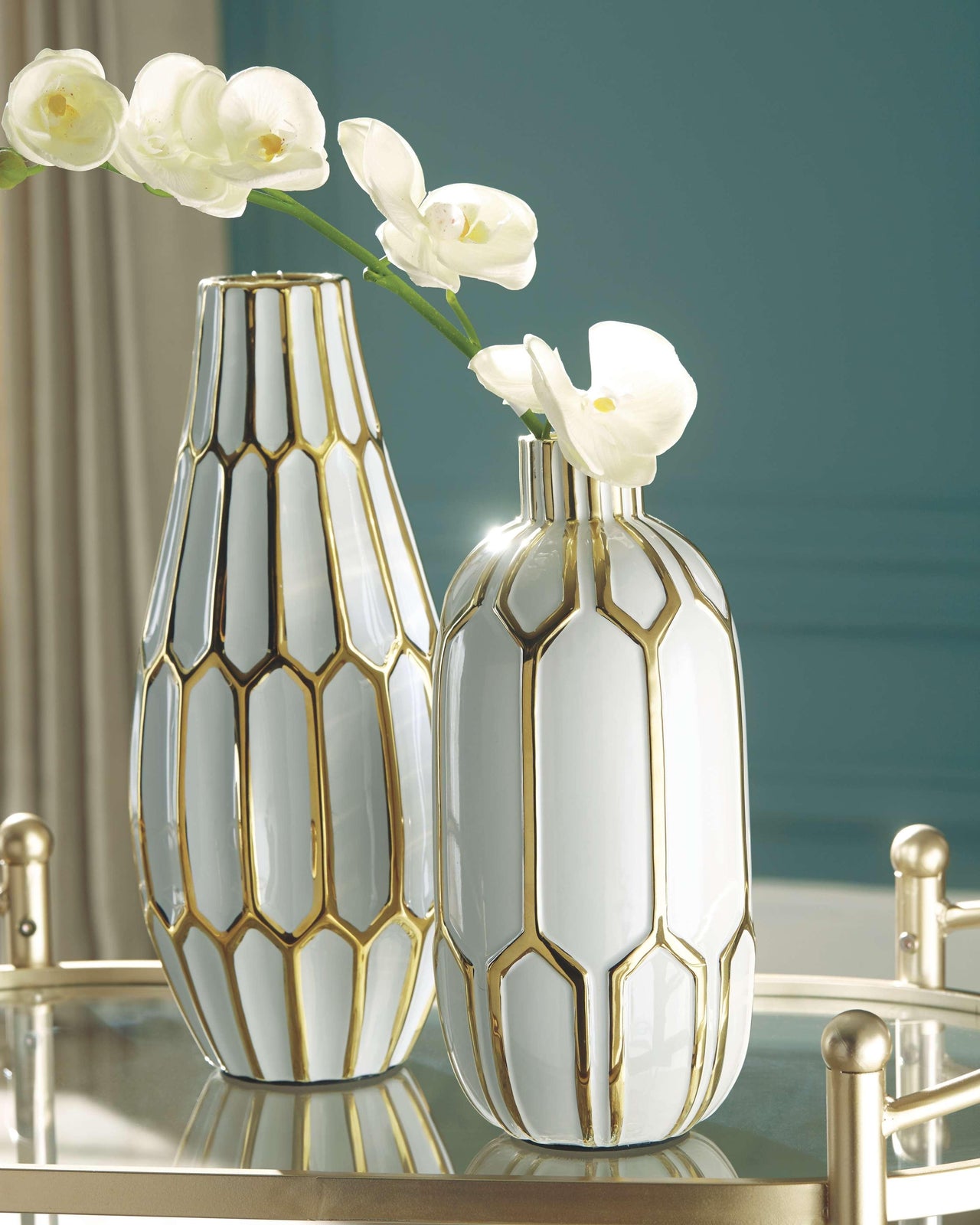 Mohsen - Gold Finish / White - Vase Set (Set of 2) Tony's Home Furnishings Furniture. Beds. Dressers. Sofas.