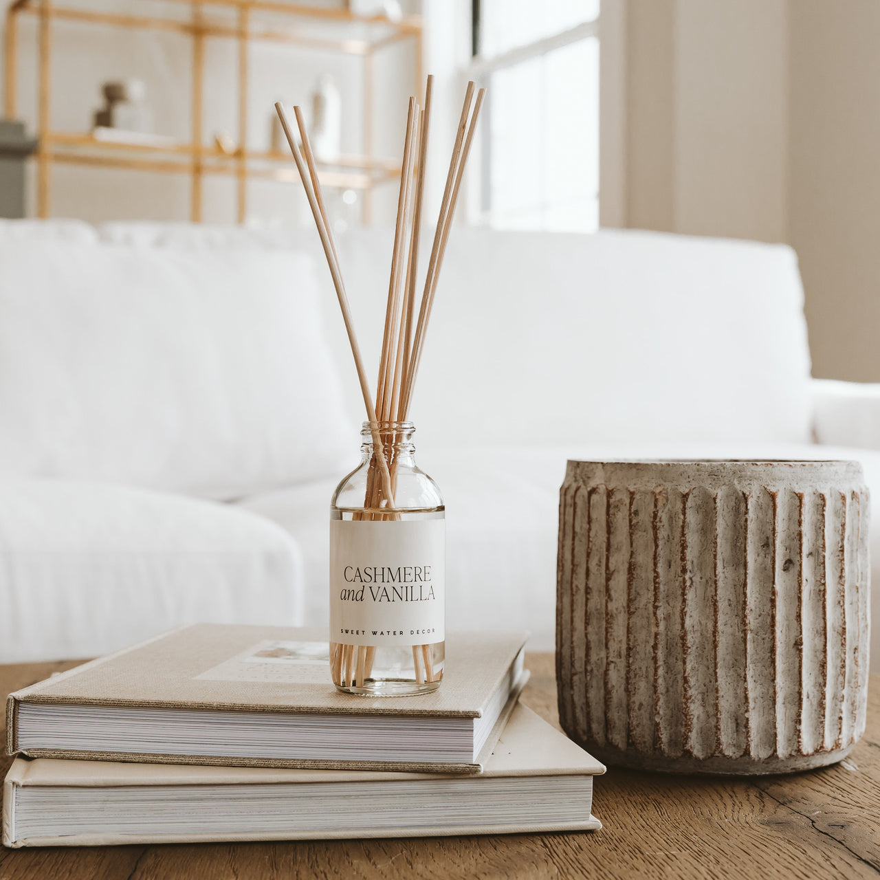 Cashmere and Vanilla Clear Reed Diffuser - Tony's Home Furnishings