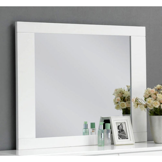 Lorimar - Mirror - White & Chrome Leg - Tony's Home Furnishings