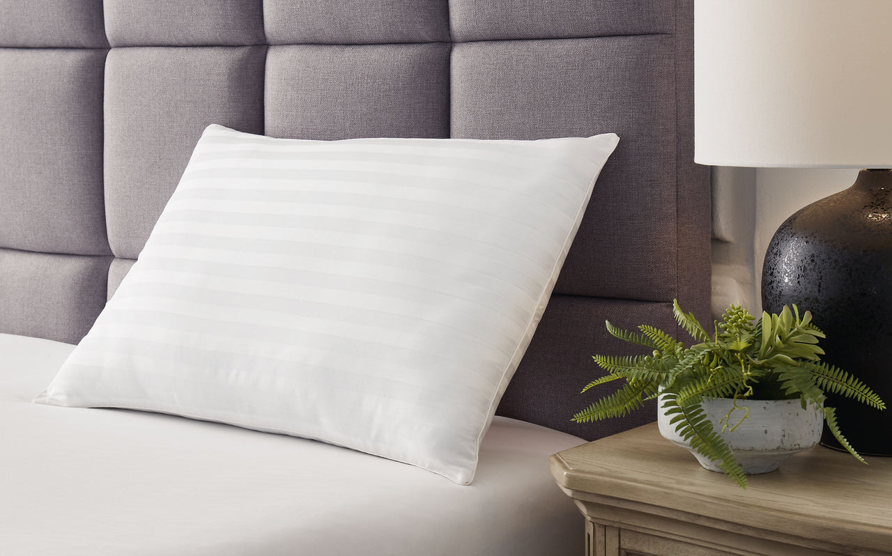 Zephyr 2.0 - Cotton Pillow - Tony's Home Furnishings