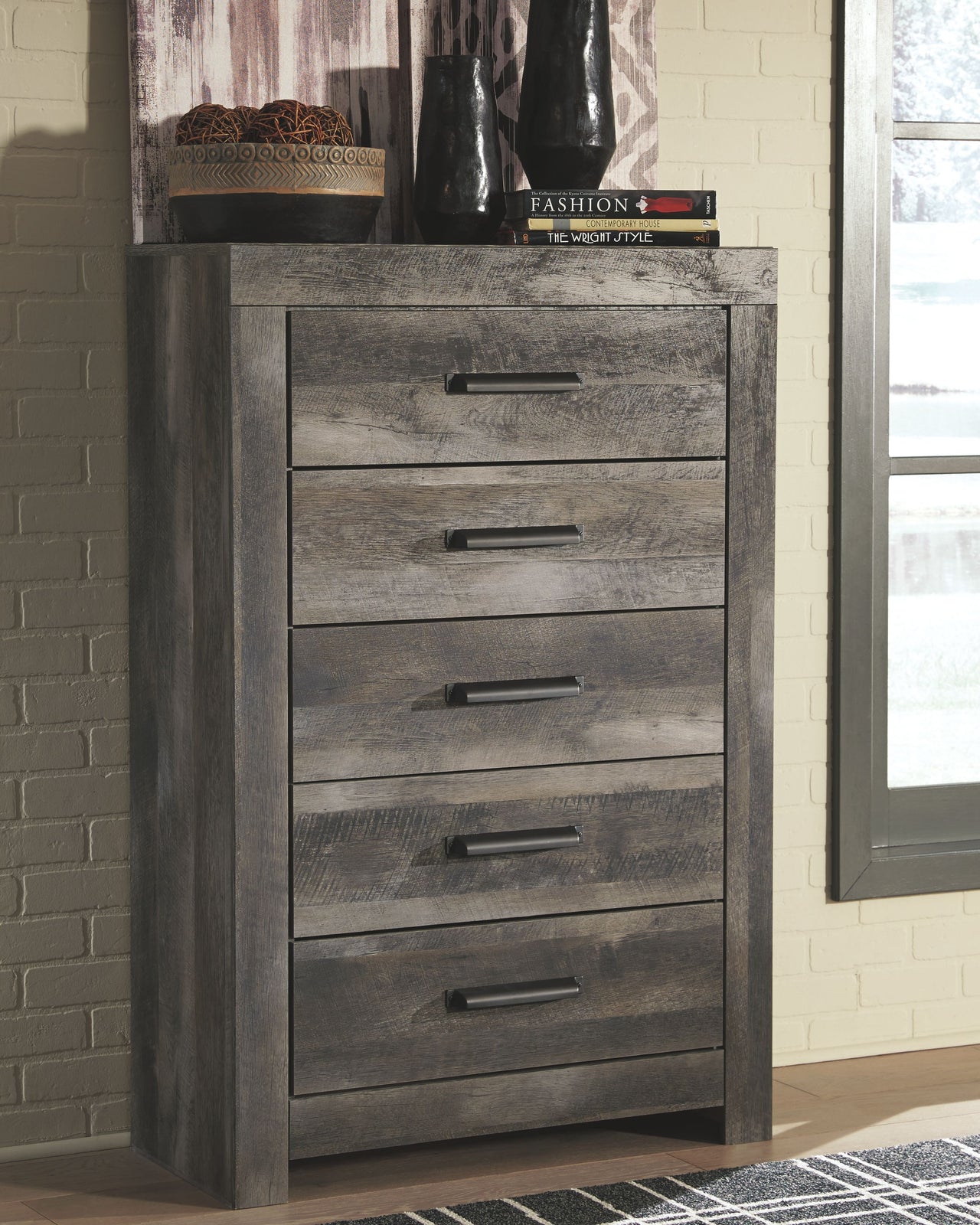 Wynnlow - Gray - Five Drawer Chest - Tony's Home Furnishings