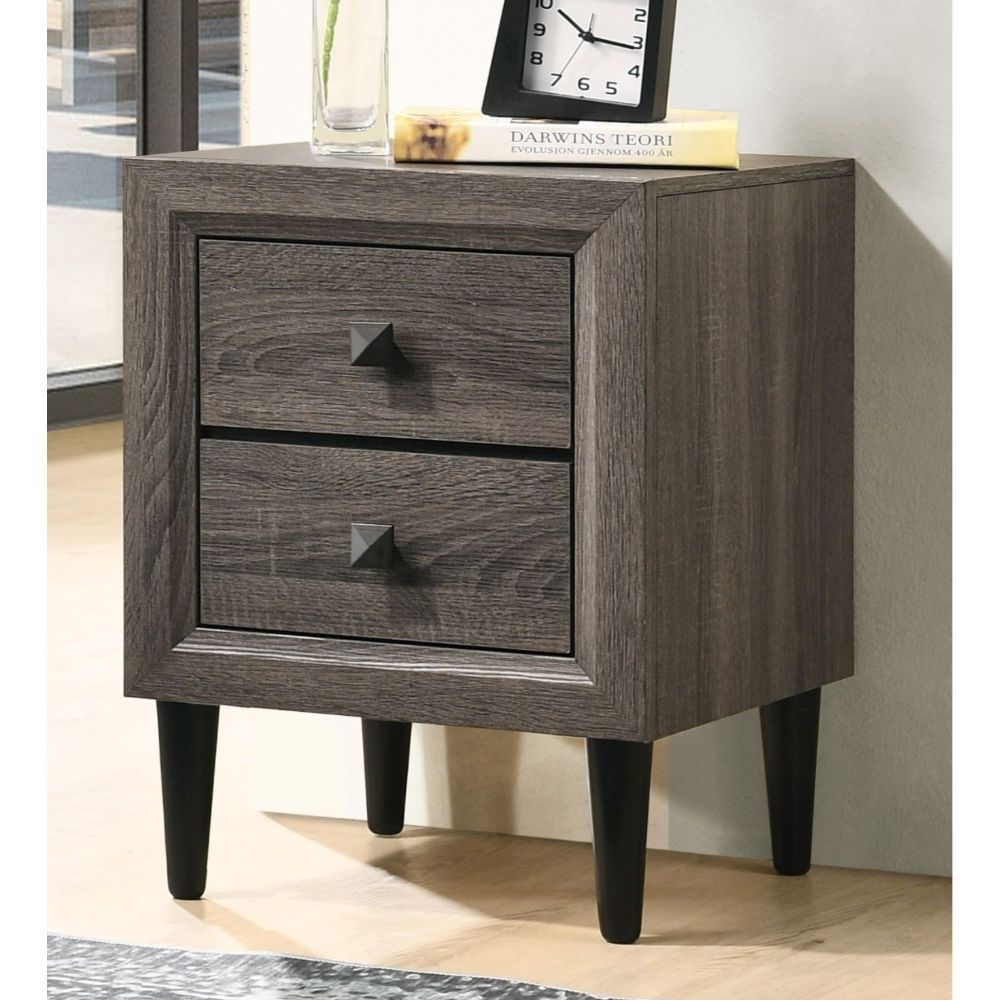 Oaklee - Accent Table - Tony's Home Furnishings