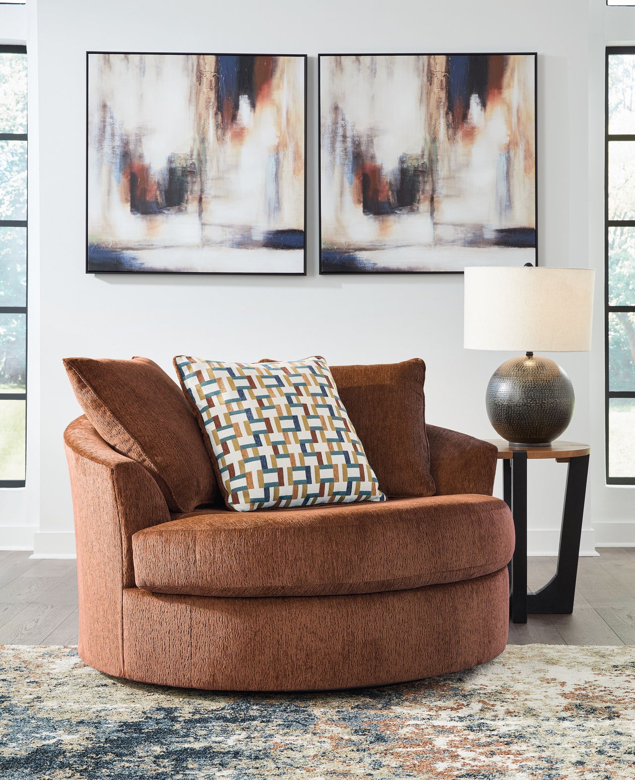 Laylabrook - Oversized Swivel Accent Chair - Tony's Home Furnishings