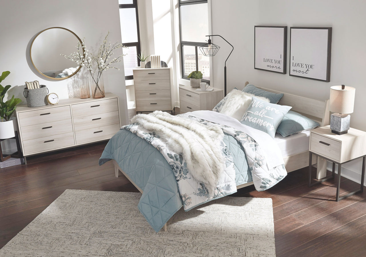 Socalle - Natural - 3 Pc. - Dresser, Full Panel Platform Bed Tony's Home Furnishings Furniture. Beds. Dressers. Sofas.