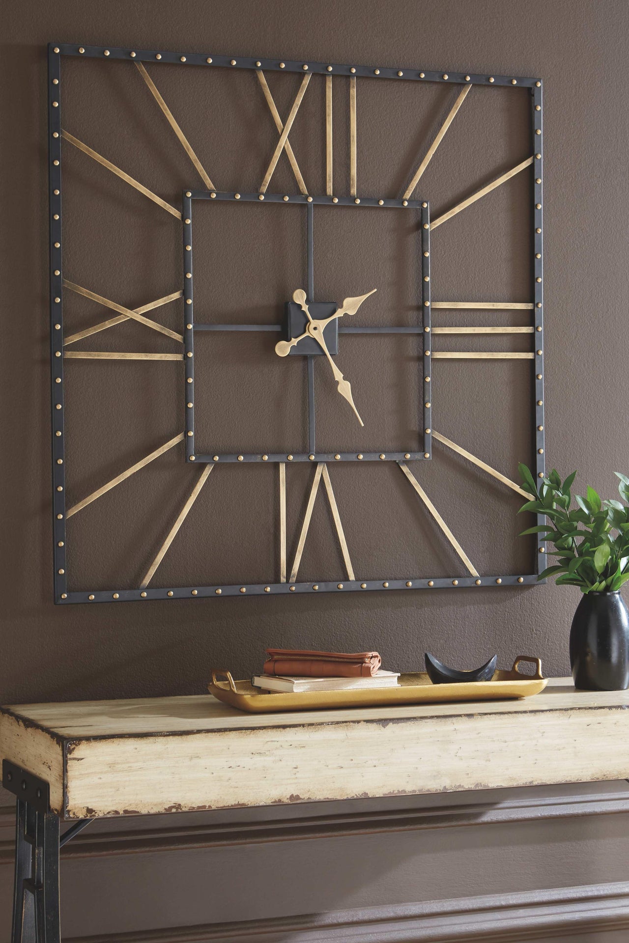 Thames - Black / Gold Finish - Wall Clock Tony's Home Furnishings Furniture. Beds. Dressers. Sofas.